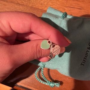 TIFFANY AND CO RING dangle hearts